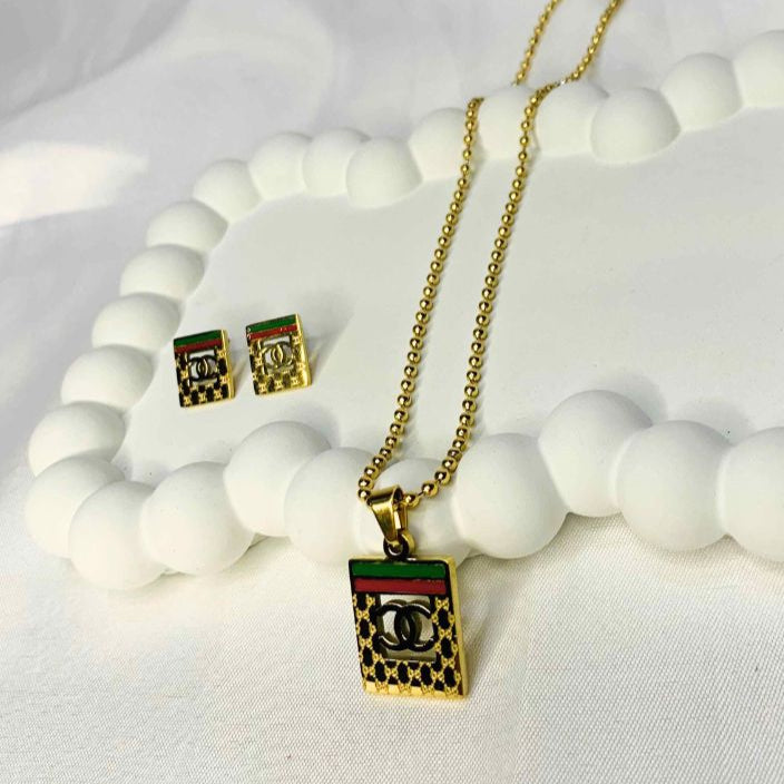 Gucci set Necklace with Earring
