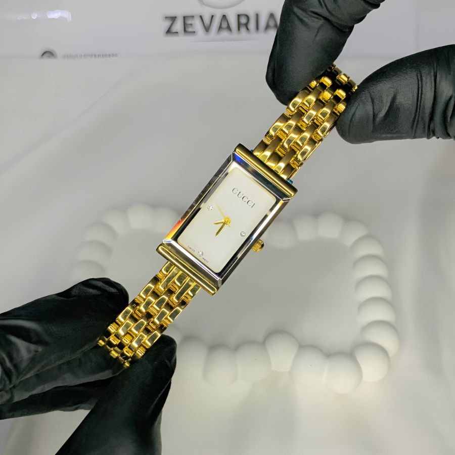 Gucci Golden, Square Dial watch - Womens