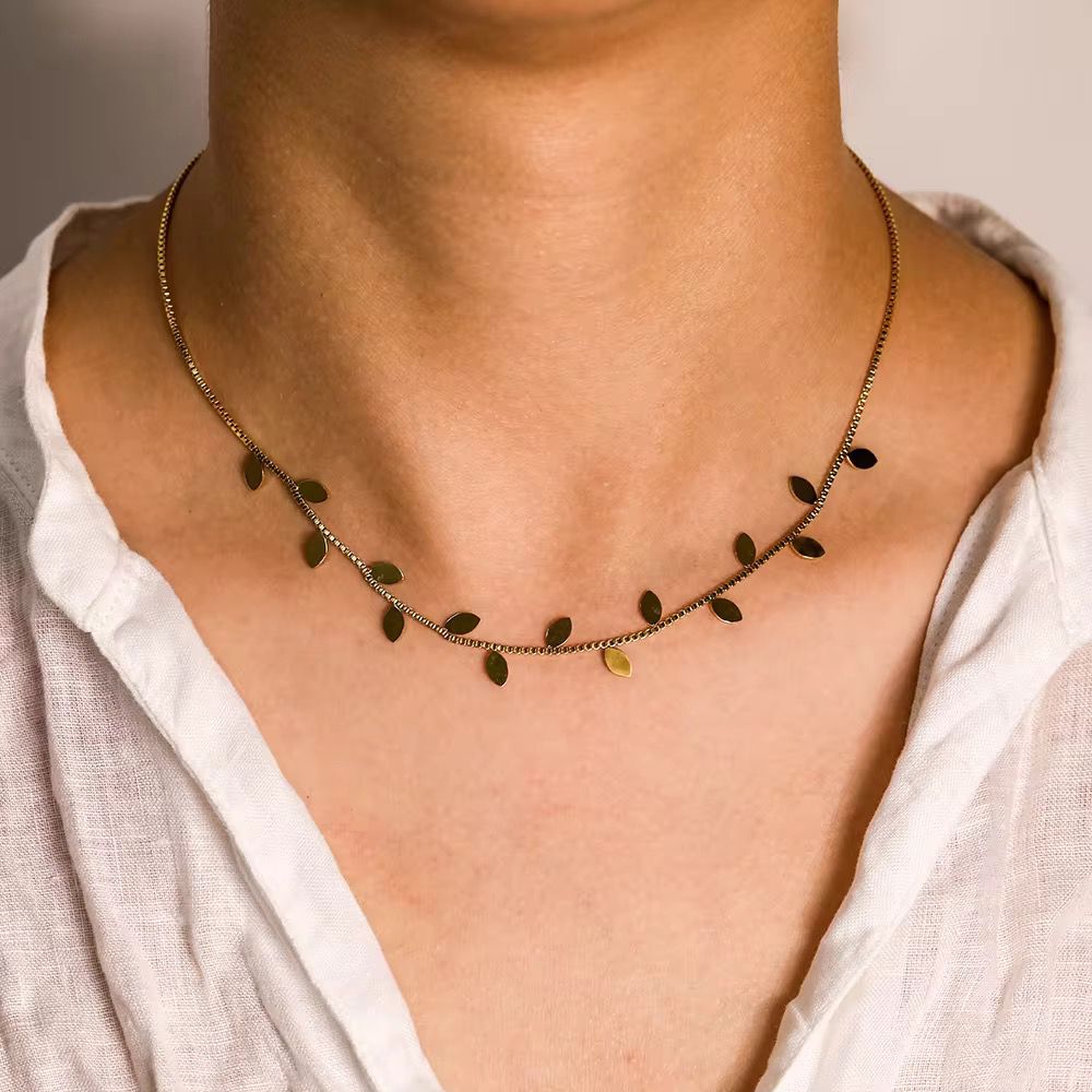 Leaf charms Necklace