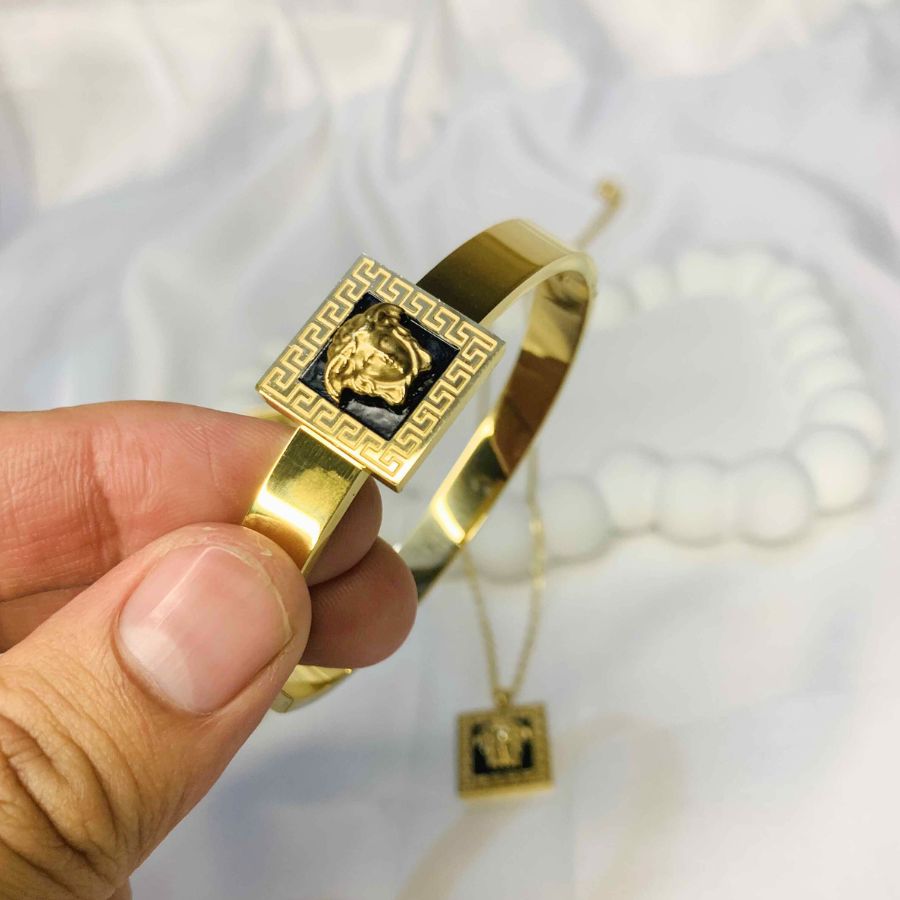 versace Bangle, Earring, Ring And Necklace Set