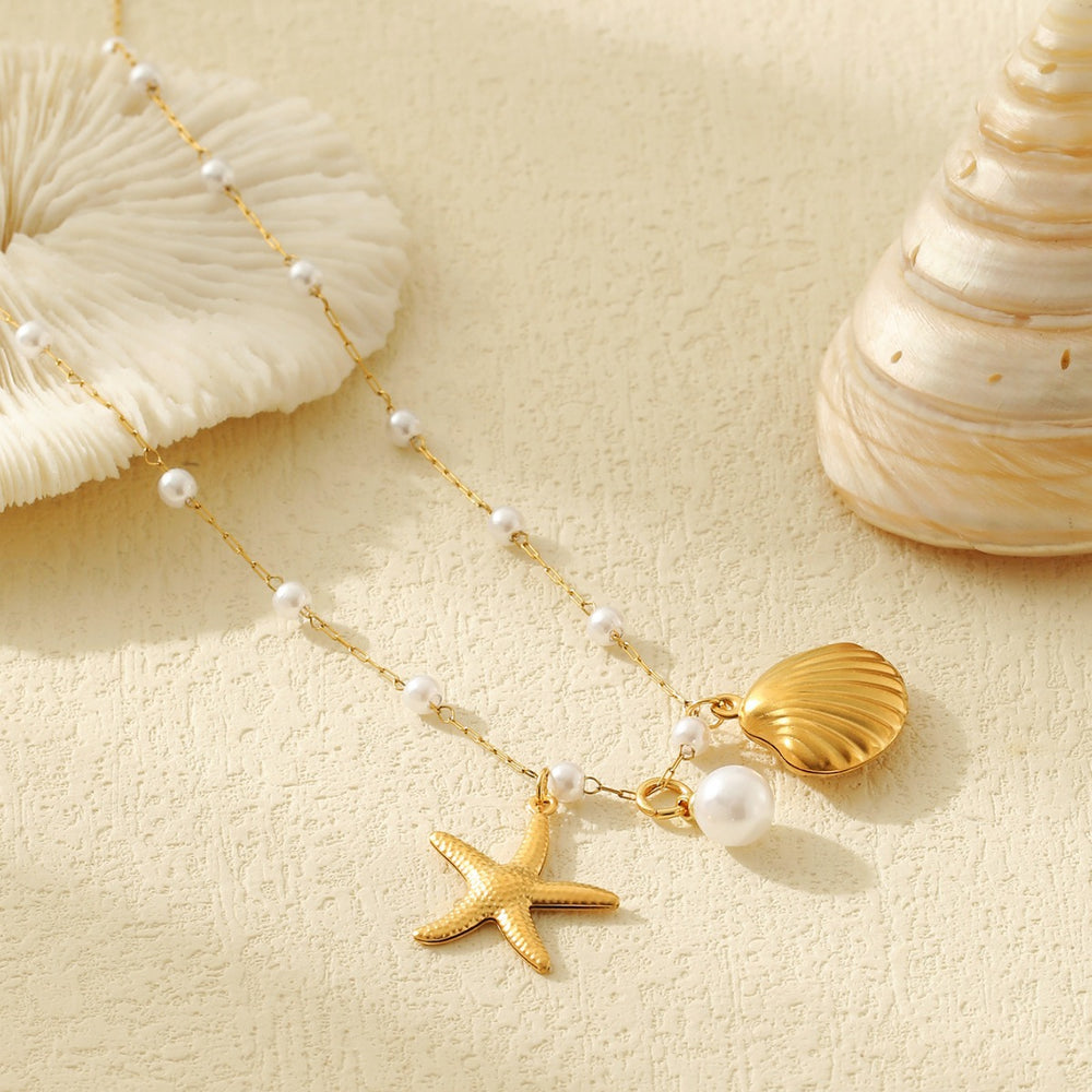 STAR SHELL NECKLACE