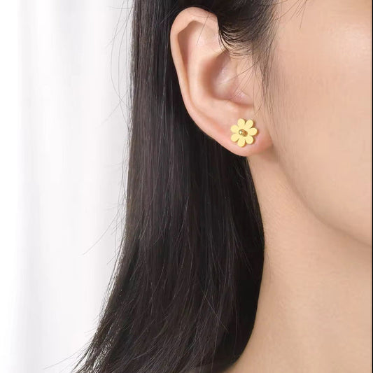 Sunflower studs