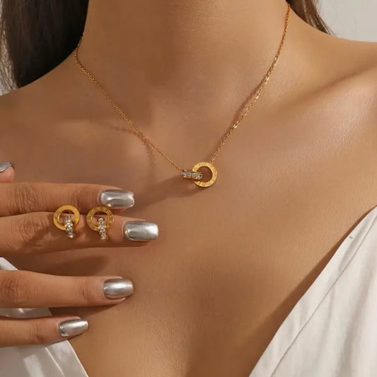 Roman Circles Pendent & Earrings